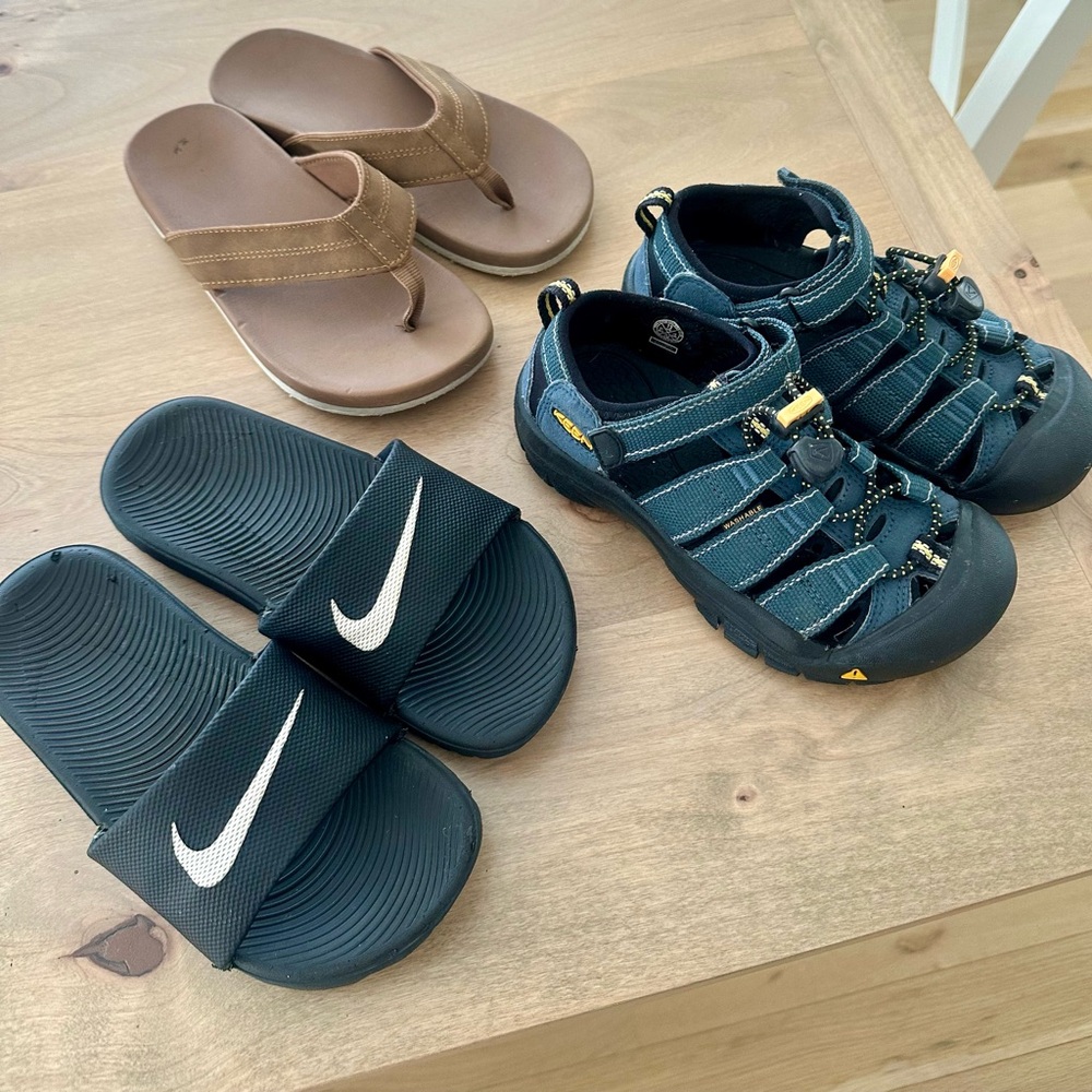 Kid’s Sandal Lot